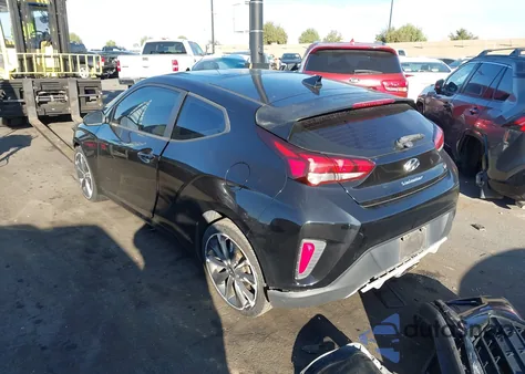 2019 Hyundai Veloster 2.0 Premium z USA, uszkodzony, nr VIN KMHTG6AF0KU014230